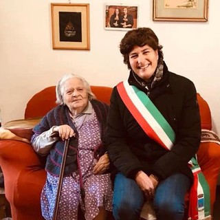 Venere Pintabona con il sindaco Chiara Catella