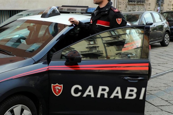Minorenne spacciava in scooter: arrestato dai carabinieri
