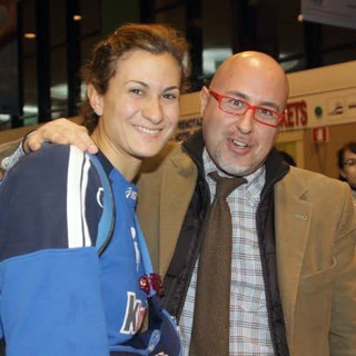 Una carriera al fianco dei campioni: nella foto Antonio Triveri è con Lucia Bosetti
