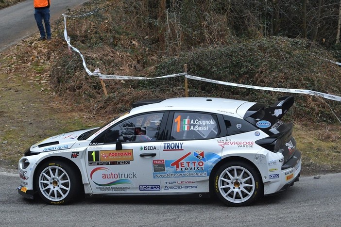 Andrea Crugnola e Andrea Sassi hanno vinto le prime due prove speciali e sono leader