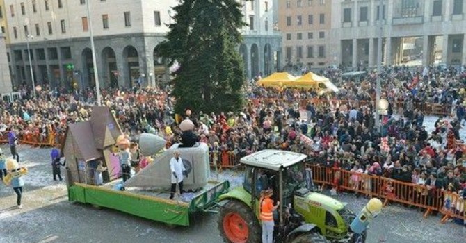 Domani il Carnevale a Varese. Occhio alle strade chiuse Domani il Carnevale a Varese. Occhio alle strade chiuse