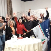 Il brindisi di Natale del circolo di Fratelli d'Italia di Cavaria con Premezzo Il brindisi di Natale del circolo di Fratelli d'Italia di Cavaria con Premezzo