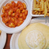 Alcuni piatti presenti nel menù della Sagra della Patata di Cunardo Alcuni piatti presenti nel menù della Sagra della Patata di Cunardo