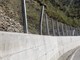 Il muro di contenimento sulla provinciale a Cittiglio (foto dalla pagina Facebook Polis)