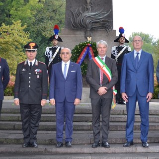 Un'immagine della cerimonia di questa mattina a Varese in ricordo di Salvo D'Acquisto