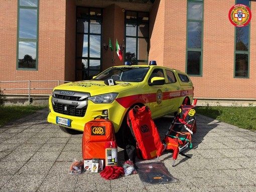 Soccorso alpino, consegnate le nuove dotazioni nel nome della sicurezza
