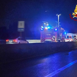 Le immagini dell'incidente di martedì sera sulla superstrada di Malpensa all'uscita di Cassano Magnago