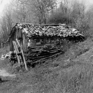 il capanno in località "Pianelle" di Gavirate: è la cascina del Cek dove si tenevano riunioni clandestine