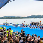 La cerimonia d'apertura dei campionati europei di canottaggio alla Schiranna