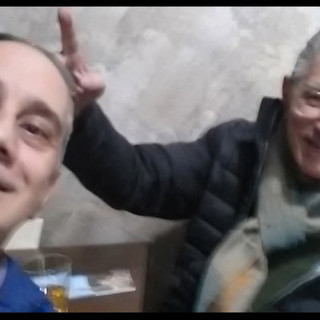 Maurilio Canton con Umberto Bossi in una foto pubblicata dall'ex sindaco di Cadrezzate su Facebook