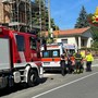 L'intervento dei soccorsi per un infortunio sul lavoro a Caronno Pertusella L'intervento dei soccorsi per un infortunio sul lavoro a Caronno Pertusella