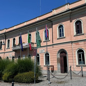 Il municipio di Angera