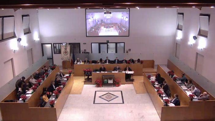 Approvato il Bilancio comunale di Gallarate, maggioranza e opposizione restano blocchi contrapposti Approvato il Bilancio comunale di Gallarate, maggioranza e opposizione restano blocchi contrapposti