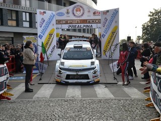 Crugnola-Sassi alla partenza di Luino