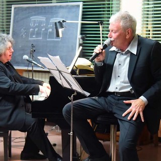 Il duo Man in Black si esibirà a Laveno