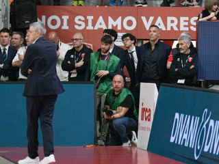 I volti vuoti e segnati di Tyus, Alviti e Librizzi dopo Varese-Cremona I volti vuoti e segnati di Tyus, Alviti e Librizzi dopo Varese-Cremona