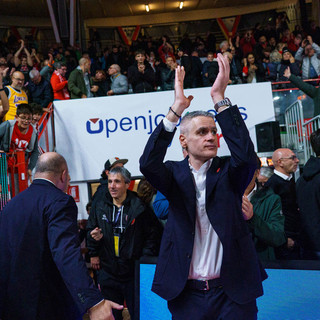 Coach Ioannis Kastritis rinnova con la Pallacanestro Varese fino al 2028 (foto Fabio Averna)