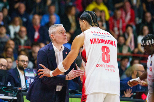 Kastritis e Nkamhoua (foto Averna) Kastritis e Nkamhoua (foto Averna)