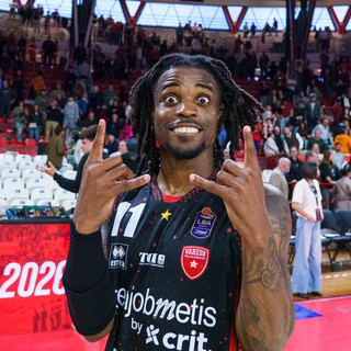 L'eroe di Varese-Sassari: Ike Iroegbu