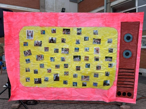 L'ultimo attacco delle maestre della Crespi: «Nessun aiuto dal Comune di Busto, ma ai bimbi abbiamo dato tutto» L'ultimo attacco delle maestre della Crespi: «Nessun aiuto dal Comune di Busto, ma ai bimbi abbiamo dato tutto»