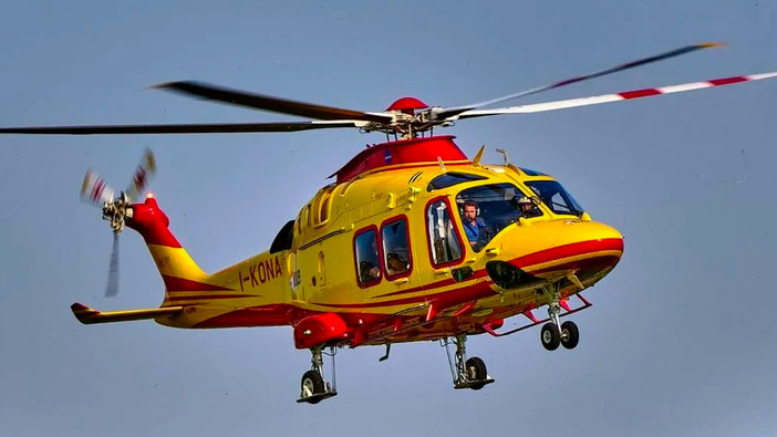 Pomeriggio di paura a Samarate: bimbo cade dalla finestra, portato in ospedale dall'elisoccorso