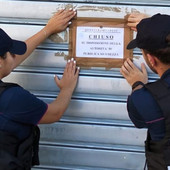 Cocktail alcolico a un tredicenne, bar del centro di Busto chiuso per dieci giorni dalla polizia Cocktail alcolico a un tredicenne, bar del centro di Busto chiuso per dieci giorni dalla polizia