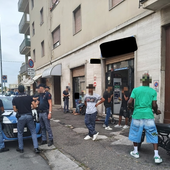 Giro di vite della polizia a Gallarate sulla sicurezza urbana: 61 persone identificate di cui 23 con precedenti. Sanzionate anche tre attività Giro di vite della polizia a Gallarate sulla sicurezza urbana: 61 persone identificate di cui 23 con precedenti. Sanzionate anche tre attività