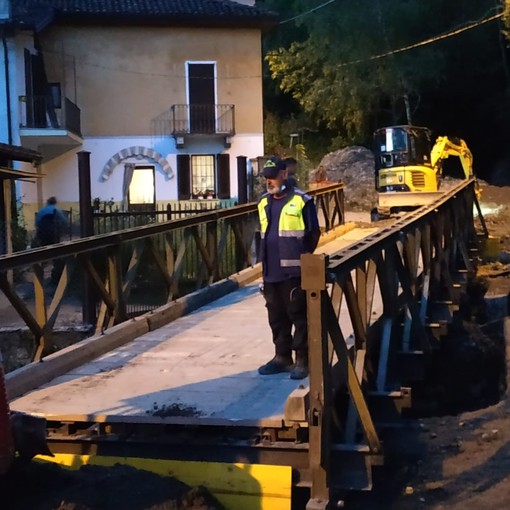 FOTO. Gavirate, cessato pericolo a Ca' de Monti: tutte rientrate a casa le famiglie evacuate. Terminato il ponte provvisorio