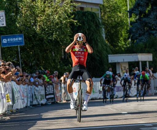 Paolo Favero in trionfo a Solbiate Arno: è sua l’edizione numero 29 del Gran Premio dell’Arno Paolo Favero in trionfo a Solbiate Arno: è sua l’edizione numero 29 del Gran Premio dell’Arno