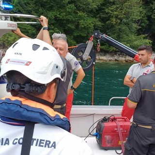 Trovato senza vita nel lago di Como il turista olandese scomparso. Il suo corpo era a 25 metri di profondità Trovato senza vita nel lago di Como il turista olandese scomparso. Il suo corpo era a 25 metri di profondità