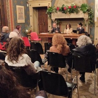 Lotta alla violenza sulle donne: a Samarate, incontro con gli operatori in prima linea