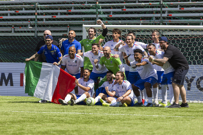 La nazionale italiana di calcio socca qualificata agli ottavi contro la Spagna
