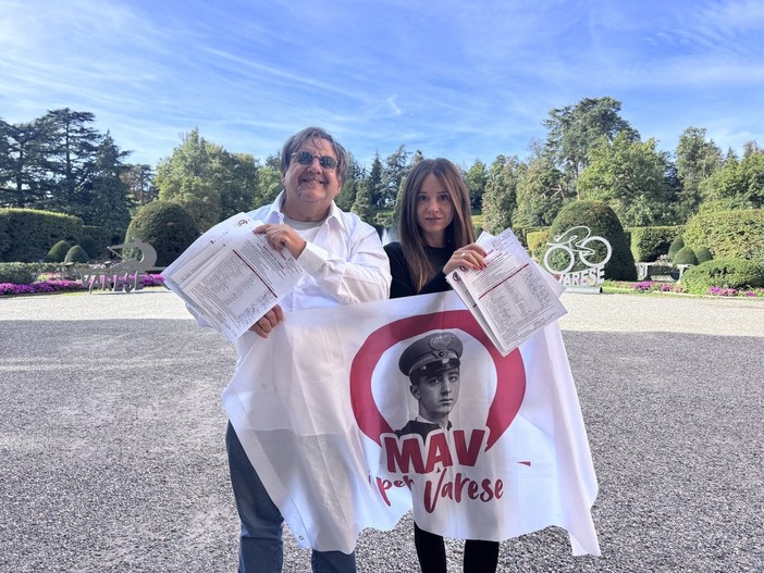 Via Crotti, il MAV porta le firme a Palazzo Estense: «Ora attendiamo risposte»