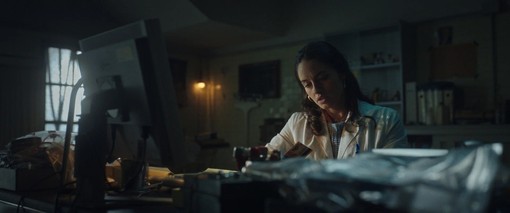 Matilde Gioli ne "Remains" Matilde Gioli ne "Remains"