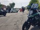 Incidente sul Sempione: motociclista a terra ai Cinque Ponti