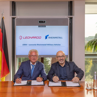 Leonardo e Rheinmetall: primo contratto di fornitura di veicoli corazzati per l’Esercito Italiano Leonardo e Rheinmetall: primo contratto di fornitura di veicoli corazzati per l’Esercito Italiano