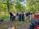Il nuovo team di volontari che si occupa della manutenzione delle nuove selve castanili di Luvinate Il nuovo team di volontari che si occupa della manutenzione delle nuove selve castanili di Luvinate
