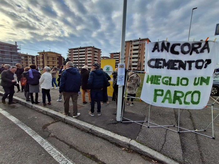 Legambiente - Presidio accanto al terreno di Beata Giuliana