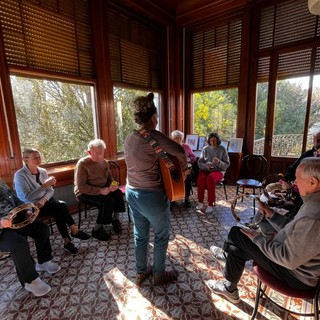 La Fondazione Comi cerca nuovi volontari per l'Alzheimer Cafè di Luino