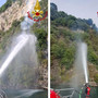 Anche l'acqua del lago Maggiore per spegnere l'incendio boschivo di Leggiuno Anche l'acqua del lago Maggiore per spegnere l'incendio boschivo di Leggiuno