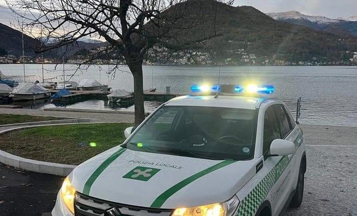 La polizia locale di Lavena Ponte Tresa in azione