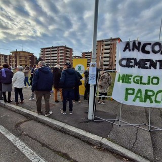 Legambiente - Presidio accanto al terreno di Beata Giuliana