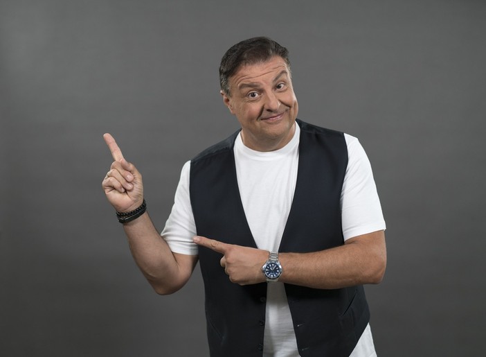 Claudio Lauretta chiude la quinta edizione di SportivaMente con lo spettacolo “Imitamorfosi” Claudio Lauretta chiude la quinta edizione di SportivaMente con lo spettacolo “Imitamorfosi”