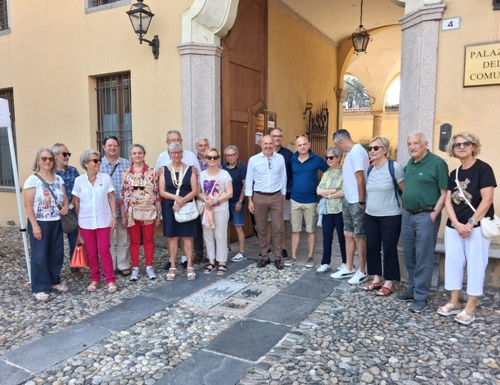 LuvinateCultura fa tappa nel centro storico di Besozzo, tra nobiltà e spiritualità LuvinateCultura fa tappa nel centro storico di Besozzo, tra nobiltà e spiritualità