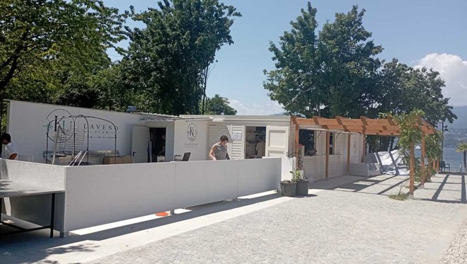Ultimi ritocchi prima del debutto dell'attesissimo ristorante di Javier Zanetti a Laveno Ultimi ritocchi prima del debutto dell'attesissimo ristorante di Javier Zanetti a Laveno