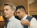 Matteo Petullo con il principe Emanuele Filiberto al quale ha confezionato una camicia su misura Matteo Petullo con il principe Emanuele Filiberto al quale ha confezionato una camicia su misura