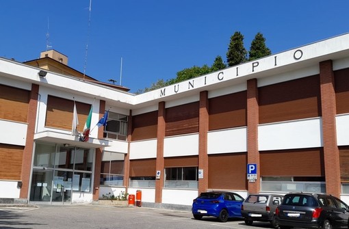 Il municipio di Cassano Magnago