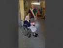 Suor Piera Mapelli con il sindaco Giuseppe Iocca Suor Piera Mapelli con il sindaco Giuseppe Iocca
