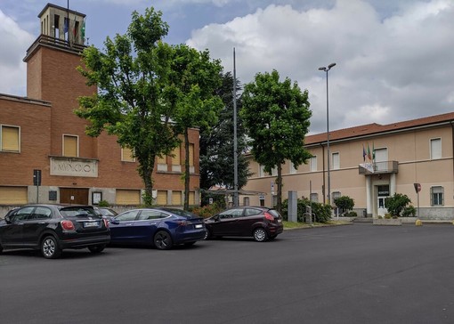 Multe “fantasma” a Magnago: vigile a processo per peculato