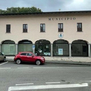 Il municipio di Monvalle